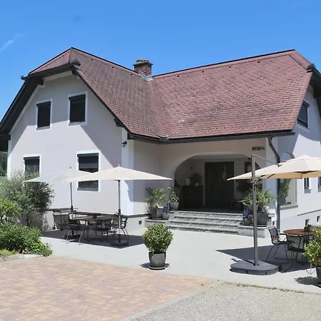 Apartment Lackenbauer Muggenau