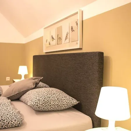 Lackenbauer Apartment