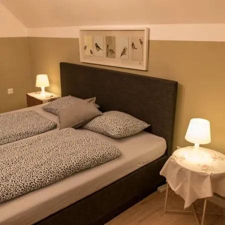 Lackenbauer * Muggenau