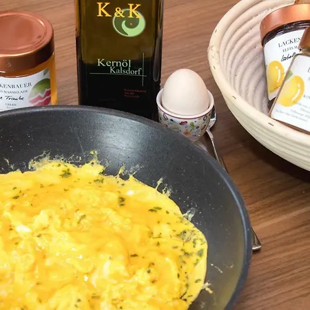 Lackenbauer Lejlighed Muggenau