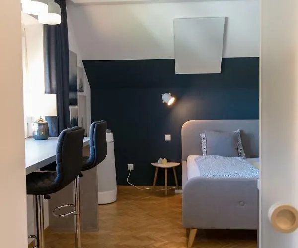 Lackenbauer Muggenau